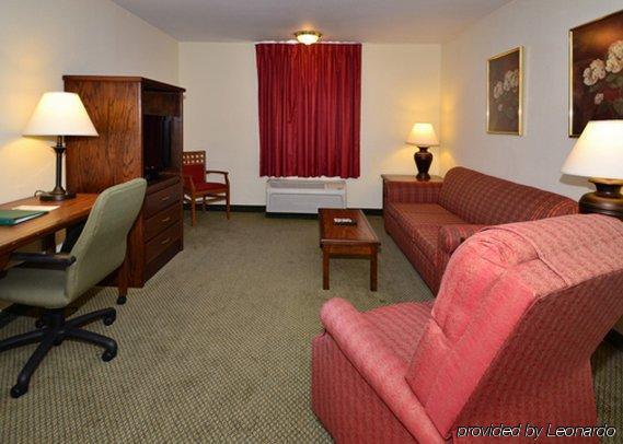 Quality Inn & Suites North Спрингфийлд Стая снимка