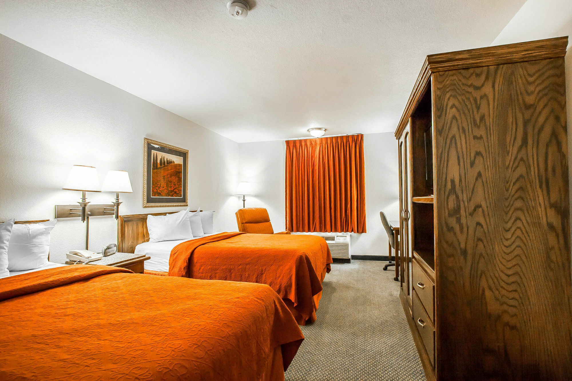 Quality Inn & Suites North Спрингфийлд Екстериор снимка