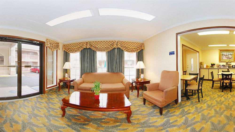 Quality Inn & Suites North Спрингфийлд Екстериор снимка